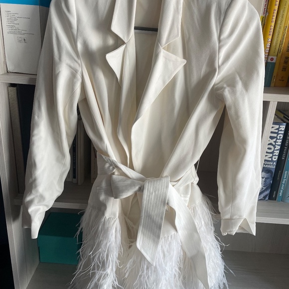 White Crepe Feather Double Breasted Tux Mini Dress Blazer Karen Millen. - Picture 2 of 5
